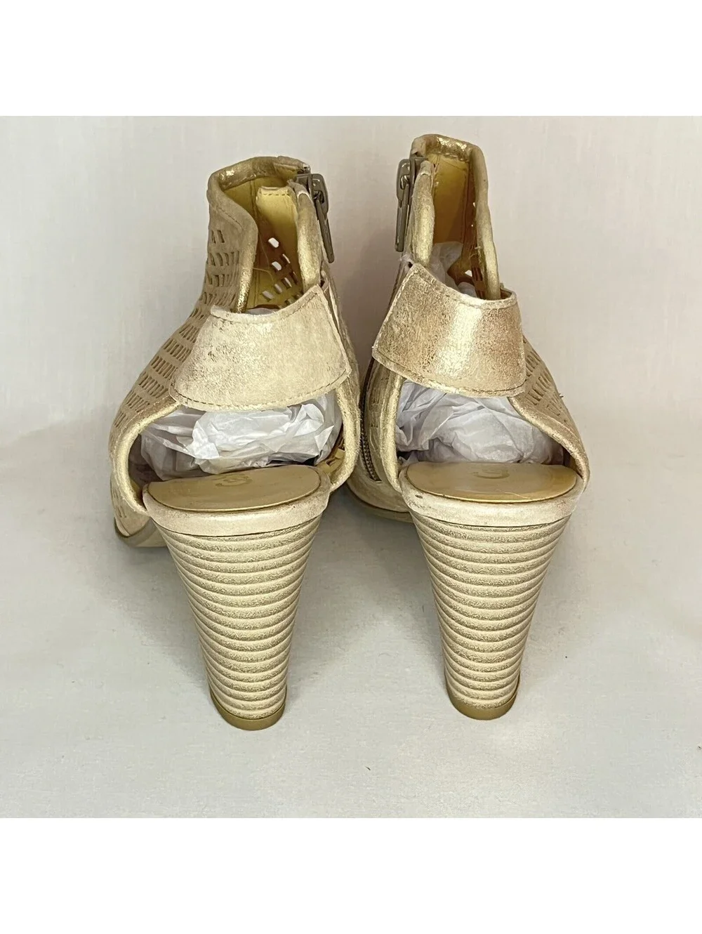 Gabor Metallic Tan Gold Open Toe Pierced Leather Pump US 6.5, UK 4